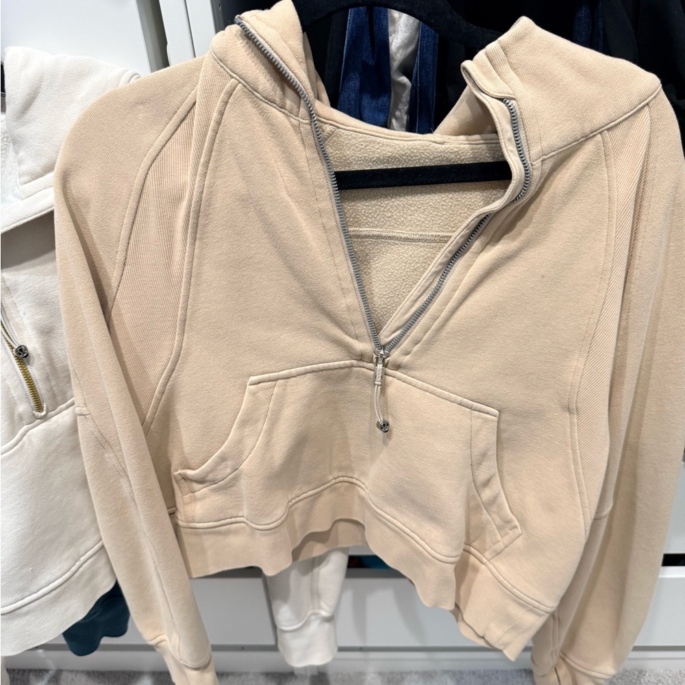 Lululemon Athletica Beige Women's scuba Hoodie